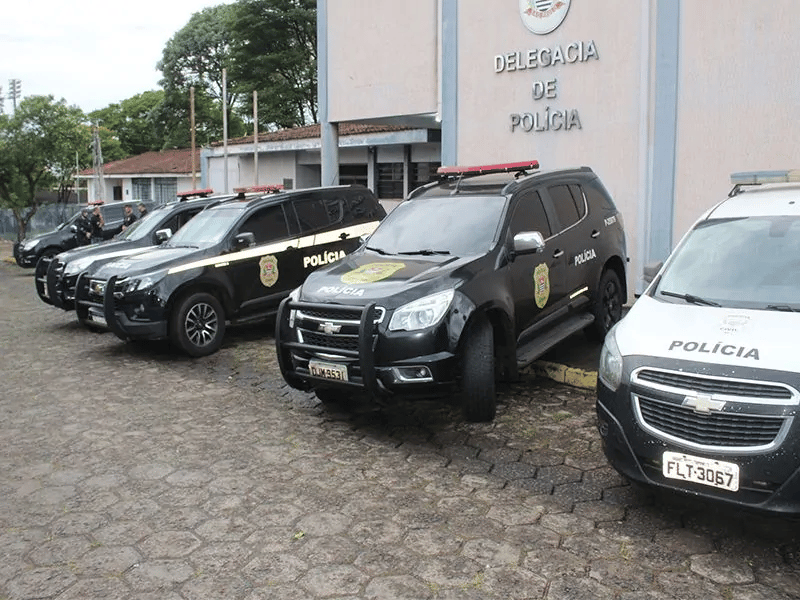 Em Matão, a operação mobilizou viaturas e equipes policiais